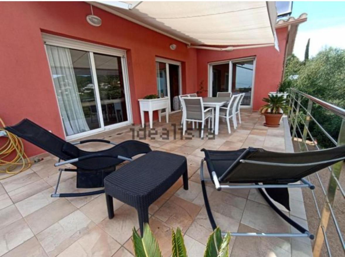 Habitacion Con Desayuno Vall Llobrega Bagian luar foto